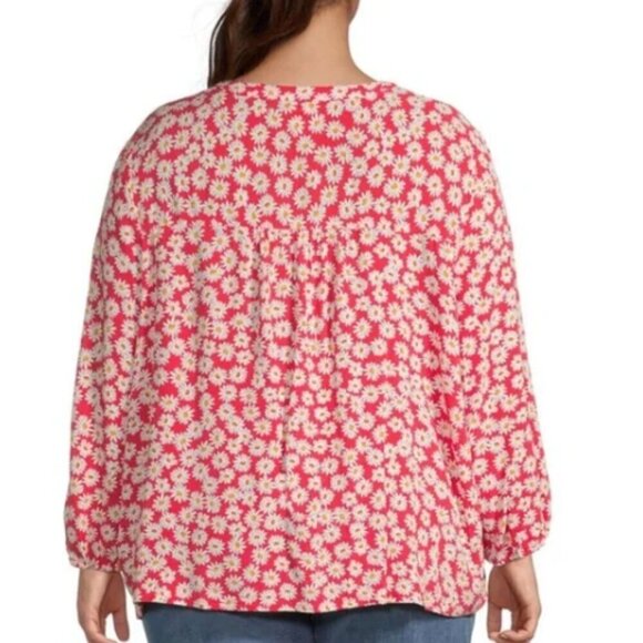 St. John's Bay Petites 3/4 Sleeve Blouse Red Daisy Print Size PS NWT - Picture 3 of 9